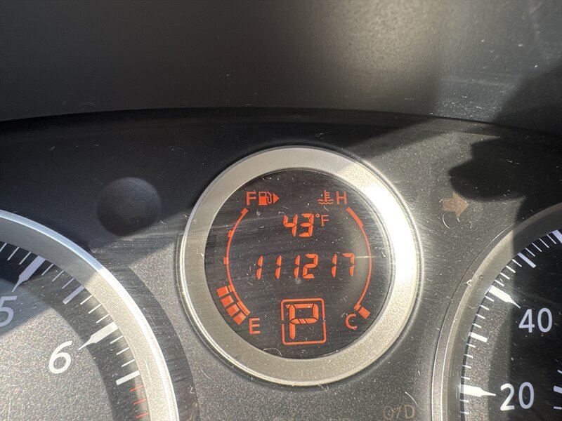 2011 Nissan Sentra 2.0   - Photo 14 - Lynwood, IL 60411