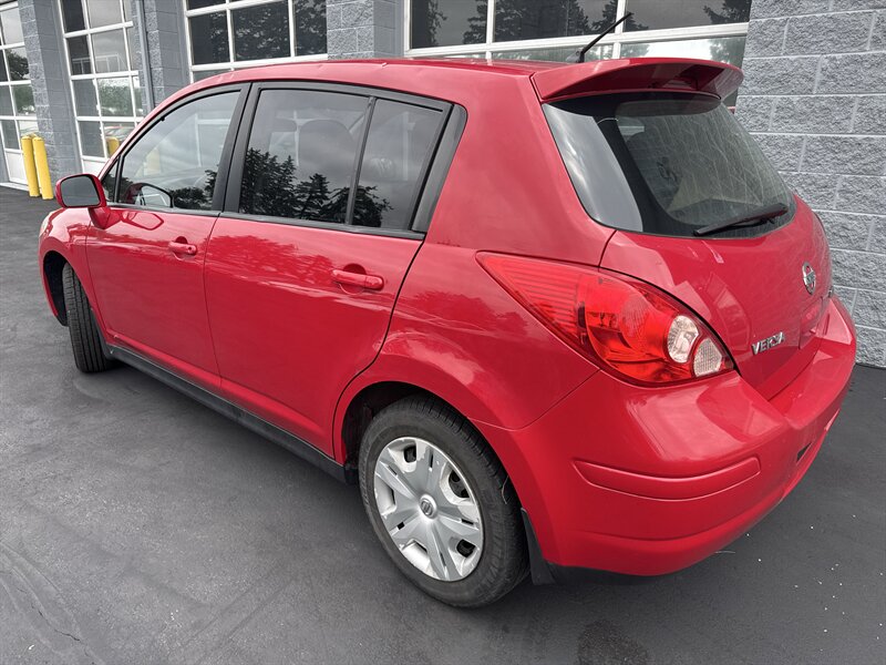 2011 Nissan Versa 1.8 S   - Photo 4 - Lynwood, IL 60411
