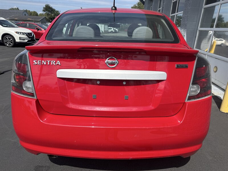 2012 Nissan Sentra 2.0 - Photo 5 - Lynwood, IL 60411