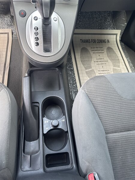2012 Nissan Sentra 2.0 - Photo 13 - Lynwood, IL 60411