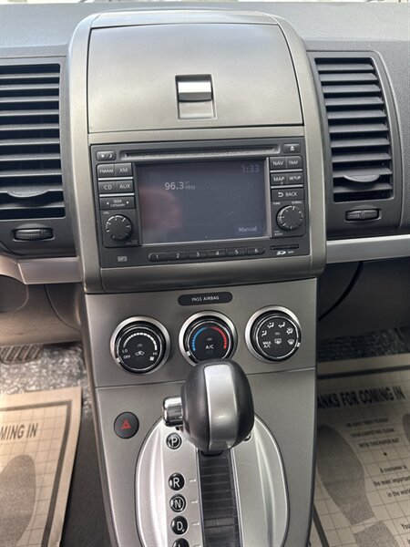 2012 Nissan Sentra 2.0 - Photo 12 - Lynwood, IL 60411