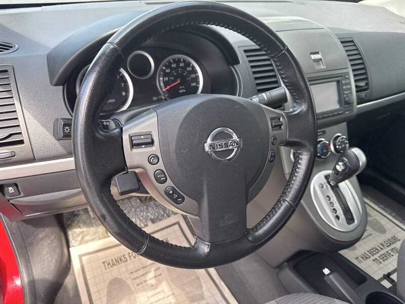 2012 Nissan Sentra 2.0 - Photo 8 - Lynwood, IL 60411