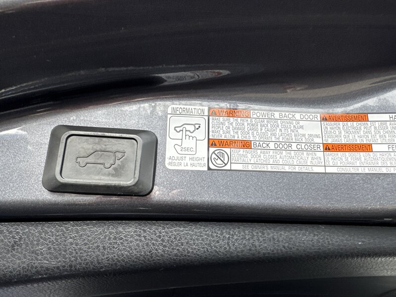 2016 Toyota RAV4 XLE - Photo 13 - Lynwood, IL 60411