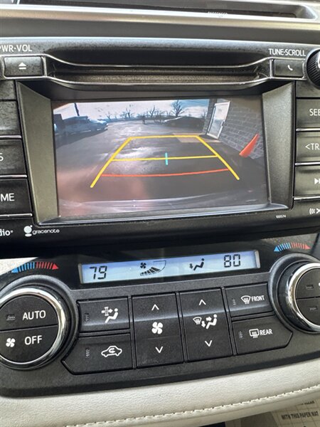 2016 Toyota RAV4 XLE - Photo 16 - Lynwood, IL 60411