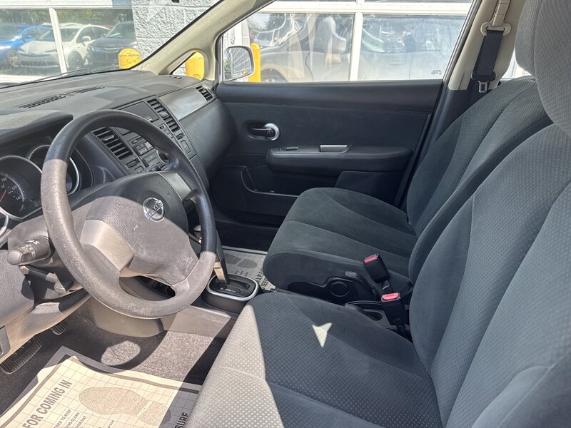 2012 Nissan Versa 1.8 S   - Photo 7 - Lynwood, IL 60411