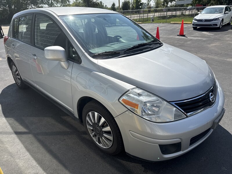 2012 Nissan Versa 1.8 S   - Photo 1 - Lynwood, IL 60411