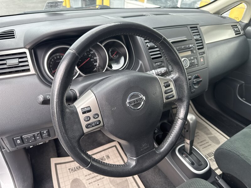 2012 Nissan Versa 1.8 S   - Photo 8 - Lynwood, IL 60411