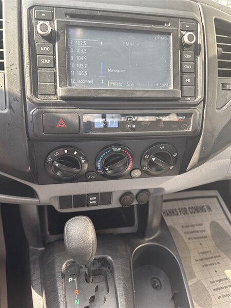 2014 Toyota Tacoma   - Photo 10 - Lynwood, IL 60411
