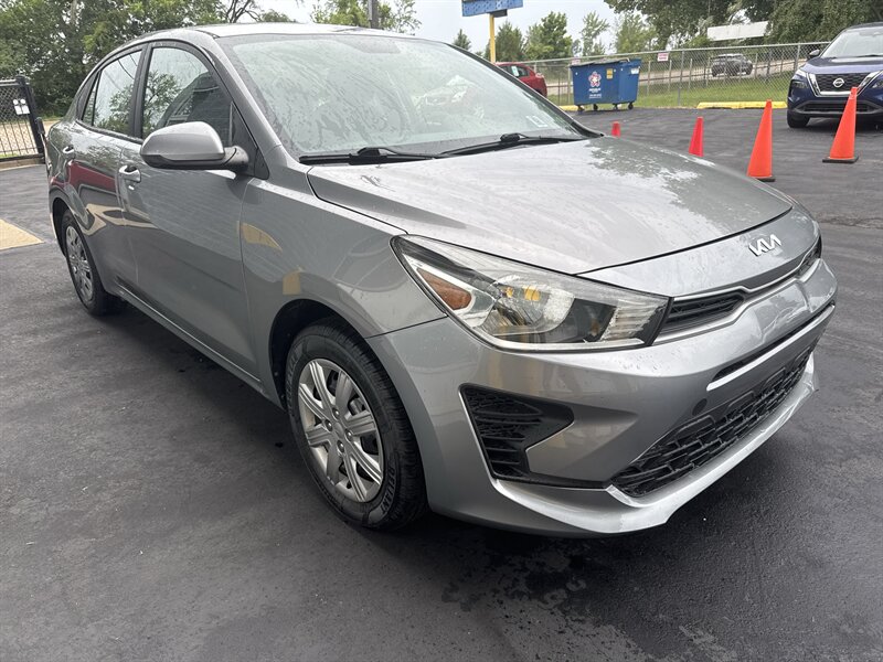 2022 Kia Rio LX - Photo 1 - Lynwood, IL 60411