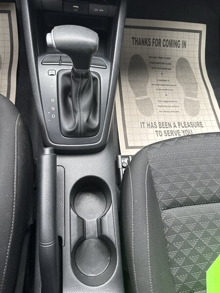 2022 Kia Rio LX - Photo 13 - Lynwood, IL 60411