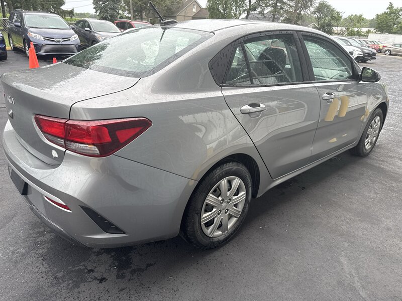 2022 Kia Rio LX - Photo 6 - Lynwood, IL 60411