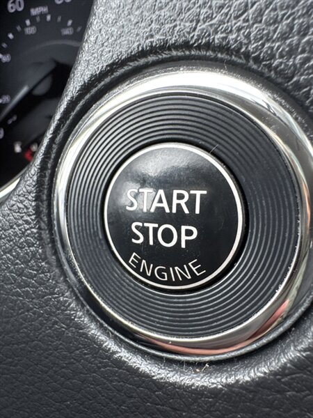 2016 Nissan Rogue SV AWD   - Photo 14 - Lynwood, IL 60411