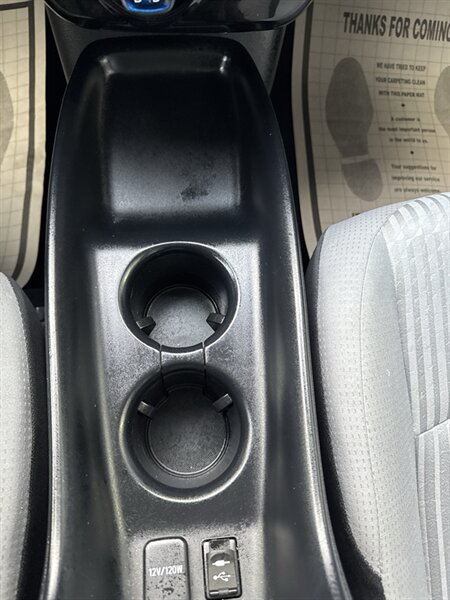 2017 Toyota Prius Two   - Photo 12 - Lynwood, IL 60411