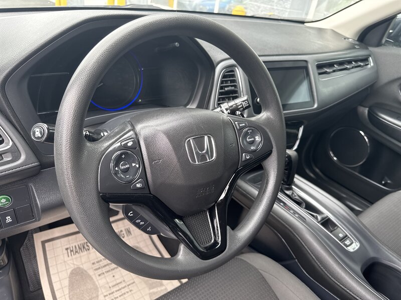 2021 Honda HR-V EX   - Photo 8 - Lynwood, IL 60411