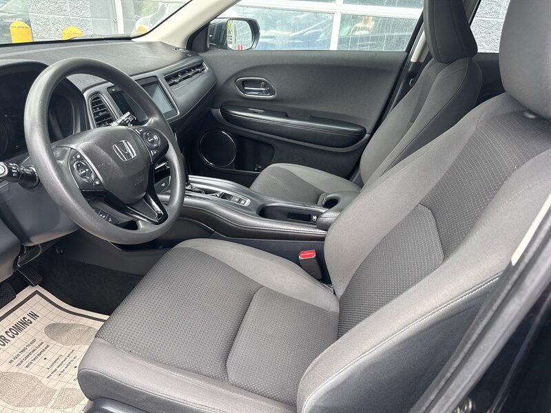 2021 Honda HR-V EX   - Photo 7 - Lynwood, IL 60411
