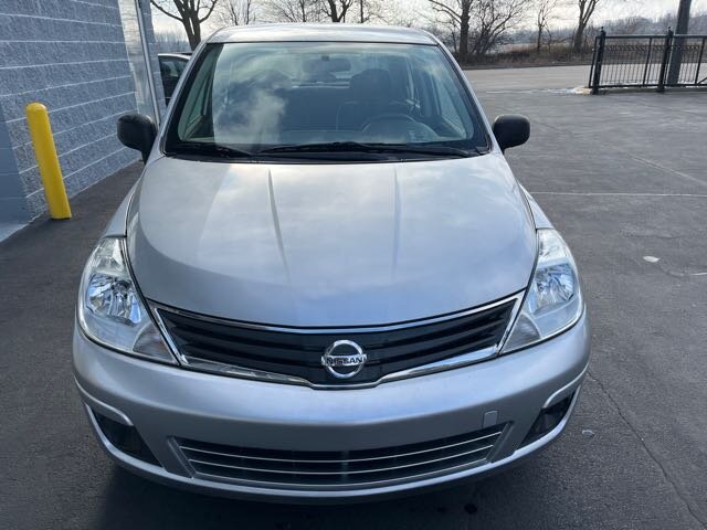 2011 Nissan Versa 1.6 Base   - Photo 2 - Lynwood, IL 60411