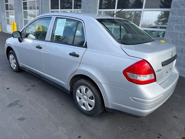 2011 Nissan Versa 1.6 Base   - Photo 4 - Lynwood, IL 60411