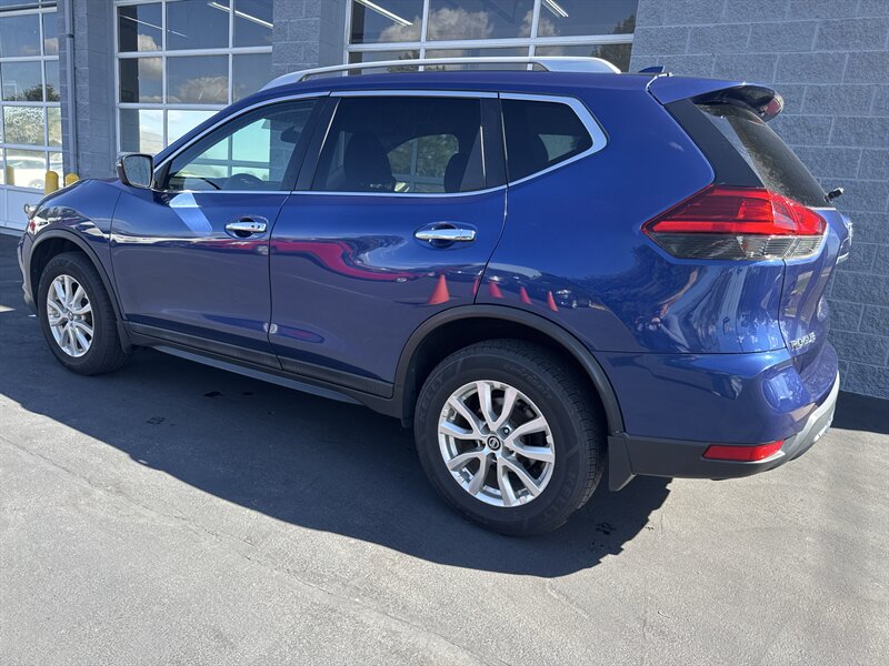2017 Nissan Rogue S   - Photo 4 - Lynwood, IL 60411