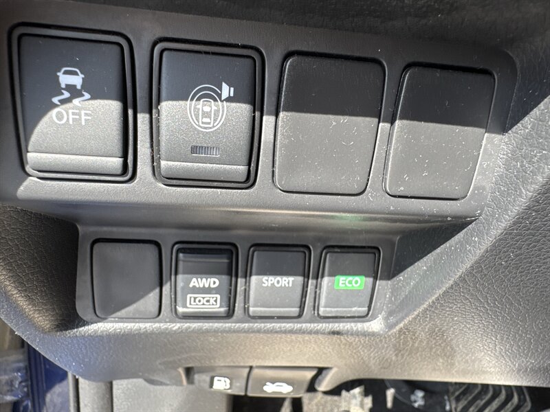 2017 Nissan Rogue S   - Photo 18 - Lynwood, IL 60411