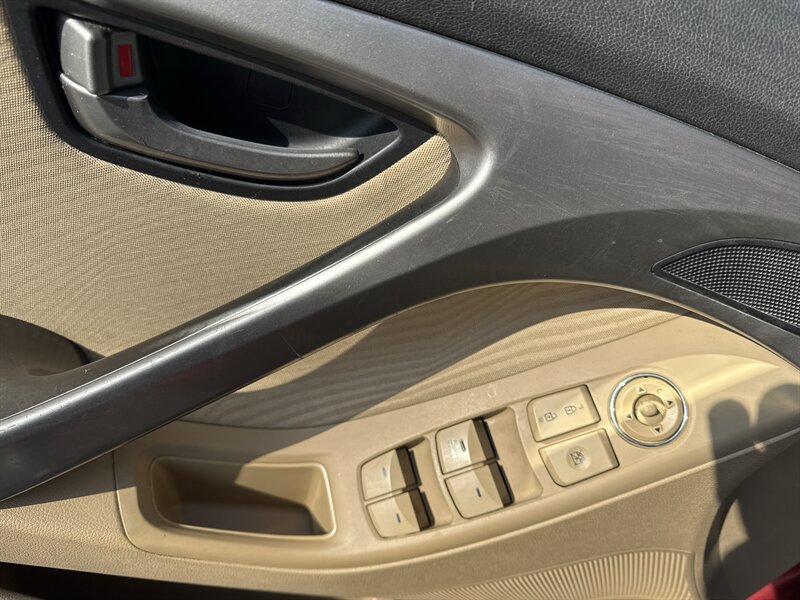 2013 Hyundai ELANTRA GLS   - Photo 9 - Lynwood, IL 60411