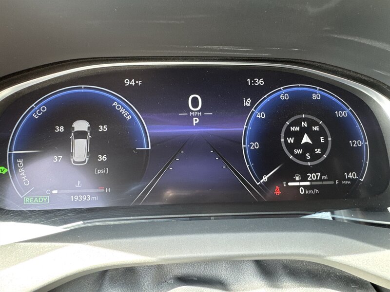 2023 Toyota Venza LE   - Photo 20 - Lynwood, IL 60411