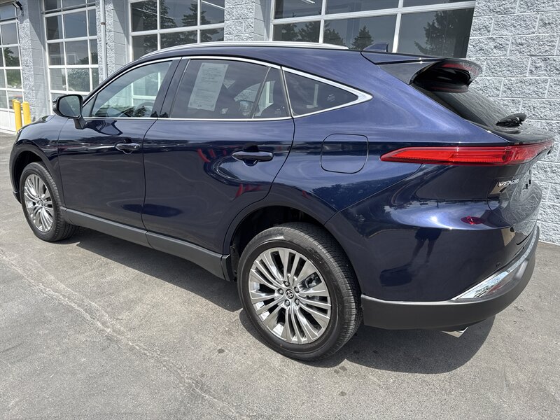2023 Toyota Venza LE   - Photo 4 - Lynwood, IL 60411