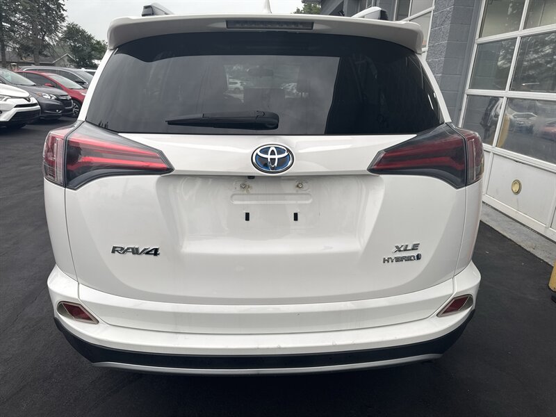2016 Toyota RAV4 Hybrid XLE   - Photo 5 - Lynwood, IL 60411
