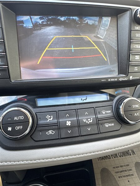 2017 Toyota RAV4 Hybrid XLE   - Photo 17 - Lynwood, IL 60411