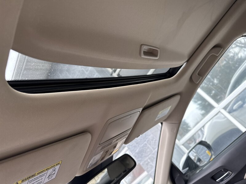 2016 Honda CR-V Touring   - Photo 10 - Lynwood, IL 60411