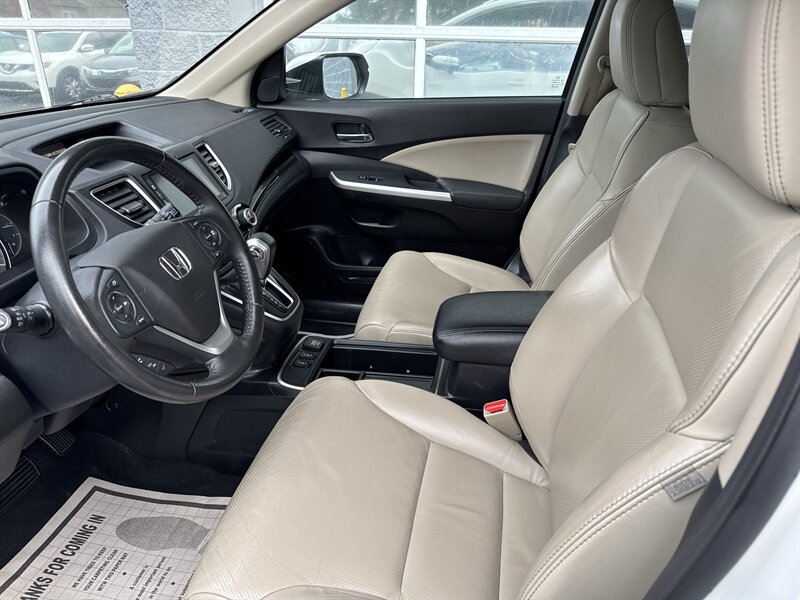 2016 Honda CR-V Touring   - Photo 7 - Lynwood, IL 60411