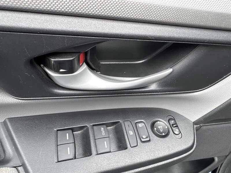 2018 Honda CR-V LX   - Photo 2 - Lynwood, IL 60411