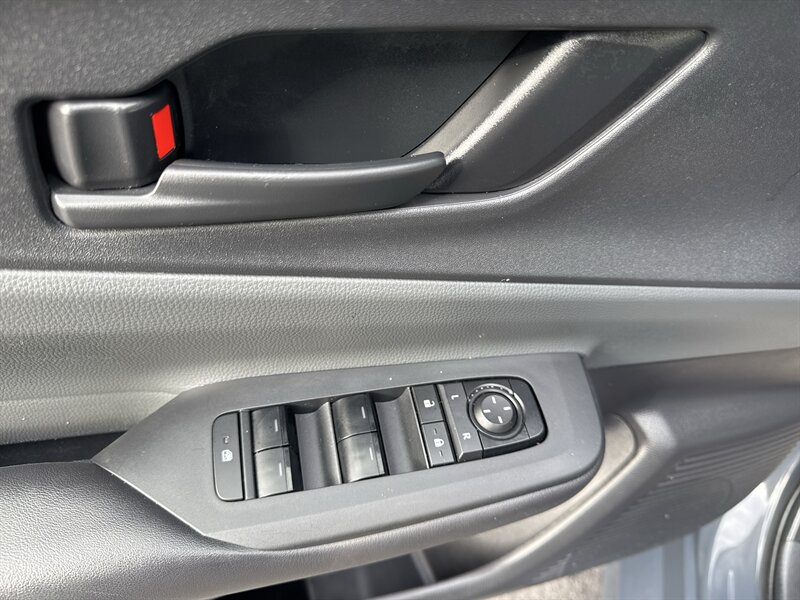 2024 Toyota Prius LE   - Photo 11 - Lynwood, IL 60411