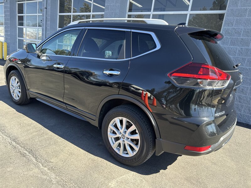 2018 Nissan Rogue SV AWD - Photo 4 - Lynwood, IL 60411