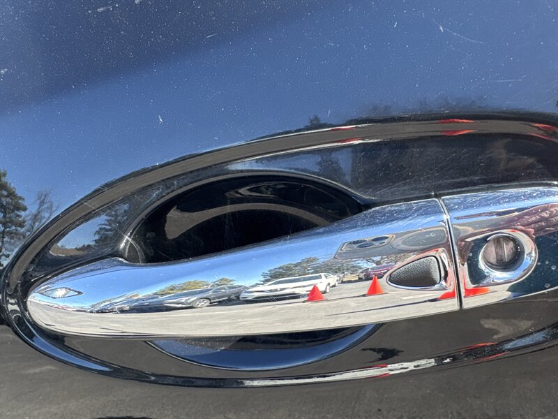 2018 Nissan Rogue SV AWD - Photo 13 - Lynwood, IL 60411