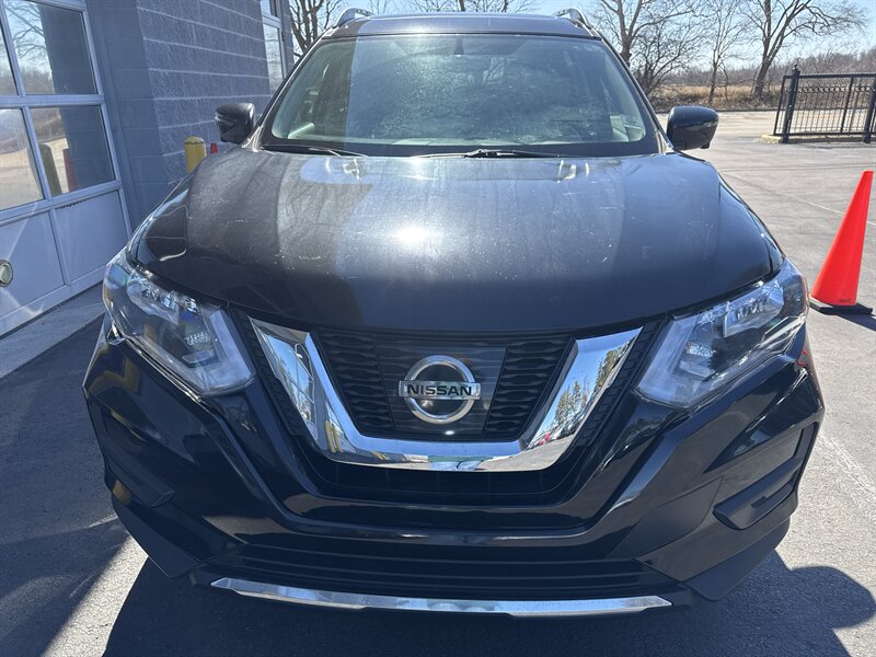 2018 Nissan Rogue SV AWD - Photo 2 - Lynwood, IL 60411