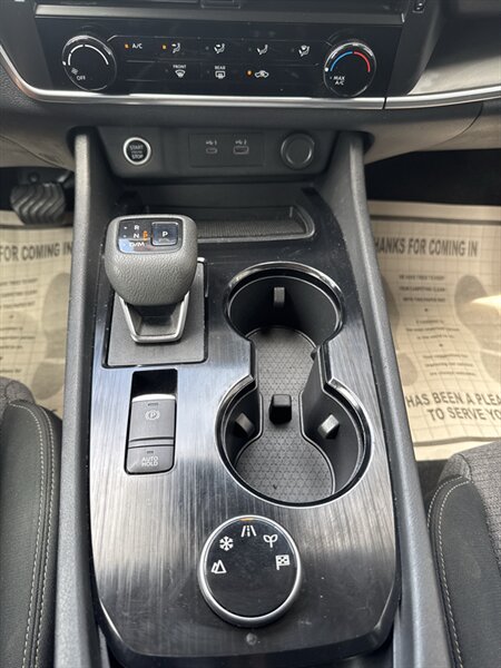 2021 Nissan Rogue S - Photo 14 - Lynwood, IL 60411