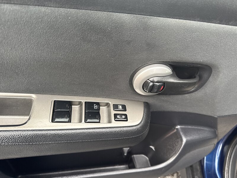 2011 Nissan Versa 1.8 S   - Photo 9 - Lynwood, IL 60411