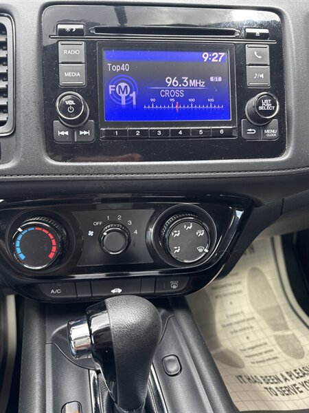 2019 Honda HR-V LX   - Photo 13 - Lynwood, IL 60411