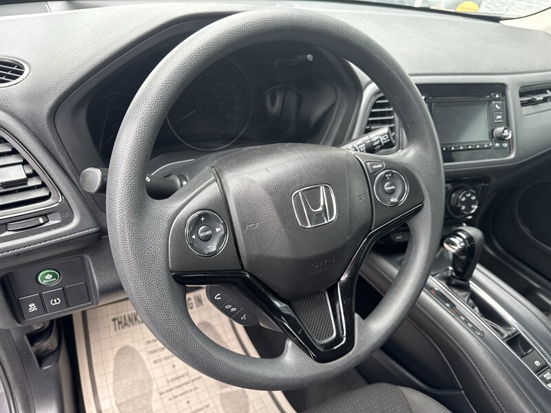 2019 Honda HR-V LX   - Photo 8 - Lynwood, IL 60411