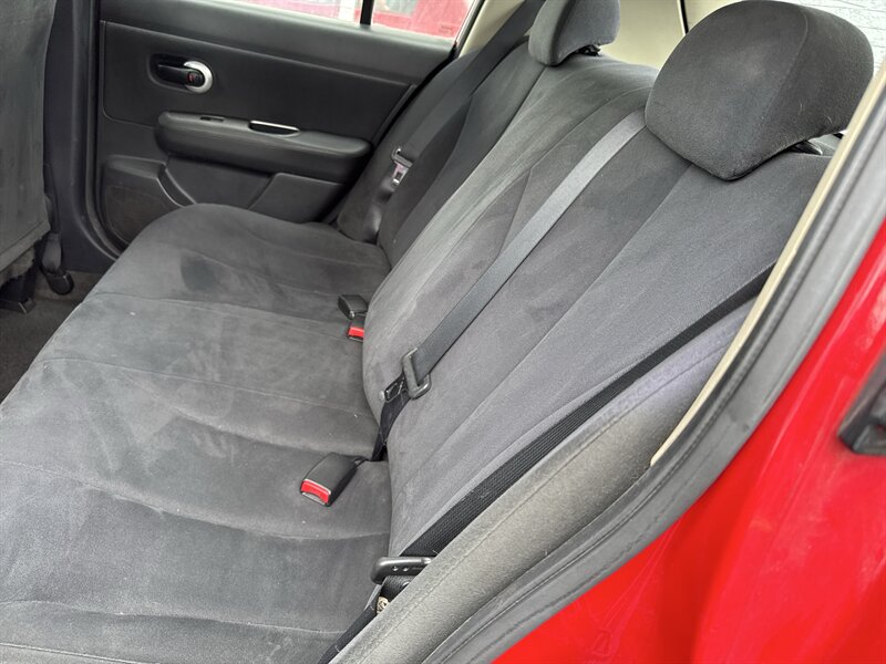 2009 Nissan Versa 1.8 S - Photo 10 - Lynwood, IL 60411