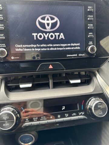 2022 Toyota Venza LE - Photo 16 - Lynwood, IL 60411