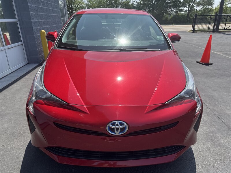 2016 Toyota Prius Two Eco - Photo 2 - Lynwood, IL 60411