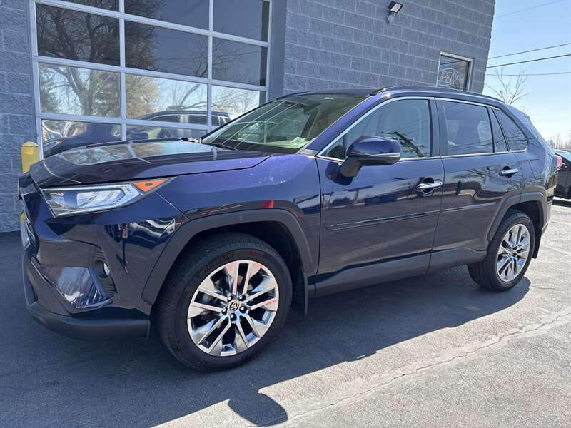 2021 Toyota RAV4 Limited   - Photo 3 - Lynwood, IL 60411