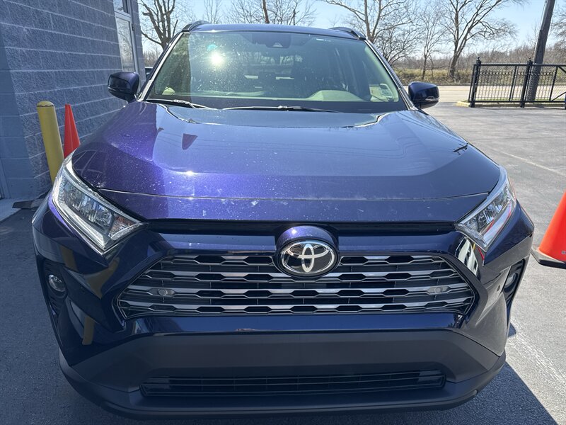 2021 Toyota RAV4 Limited   - Photo 2 - Lynwood, IL 60411