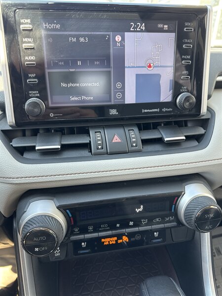 2021 Toyota RAV4 Limited   - Photo 20 - Lynwood, IL 60411