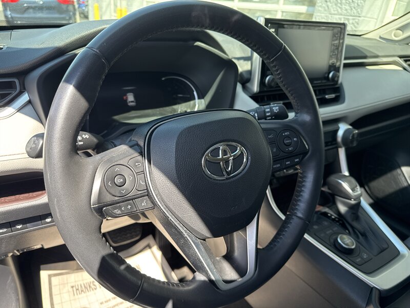 2021 Toyota RAV4 Limited   - Photo 12 - Lynwood, IL 60411