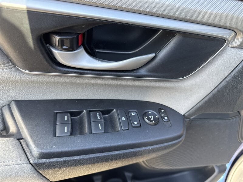 2020 Honda CR-V LX   - Photo 10 - Lynwood, IL 60411