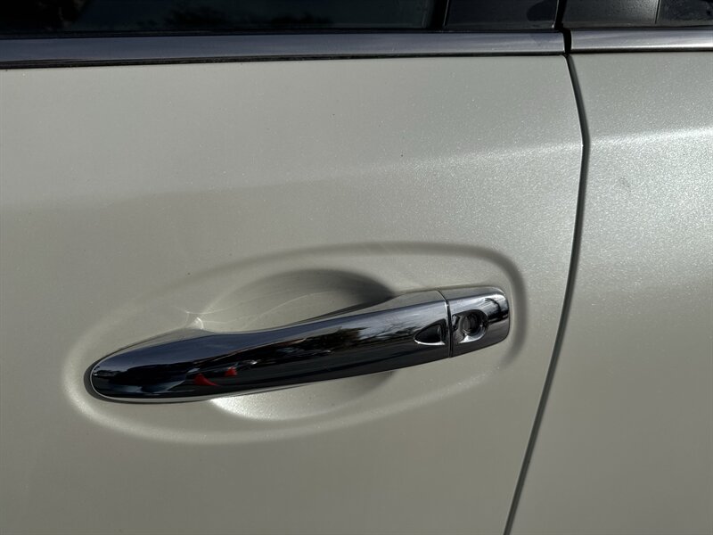 2016 Nissan Rogue SV AWD - Photo 13 - Lynwood, IL 60411