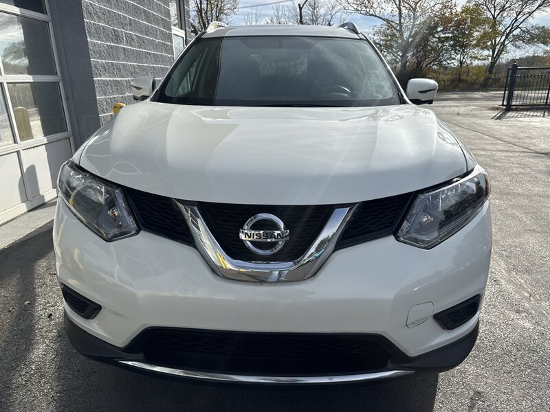 2016 Nissan Rogue SV AWD - Photo 2 - Lynwood, IL 60411