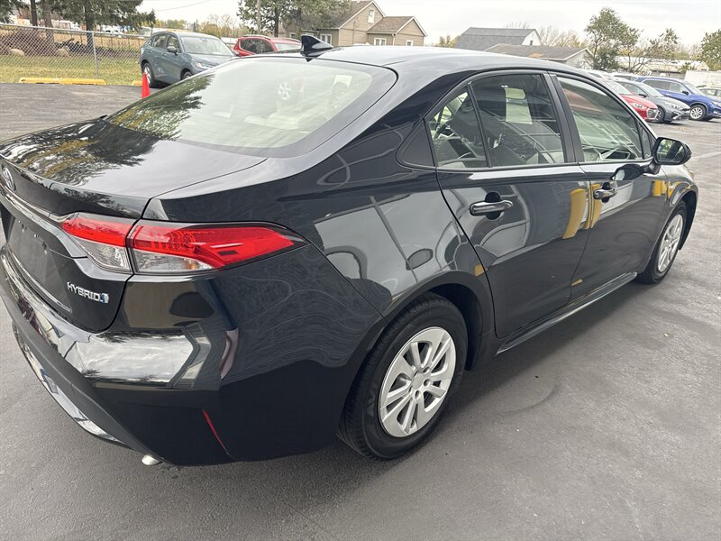 2020 Toyota Corolla Hybrid LE - Photo 6 - Lynwood, IL 60411